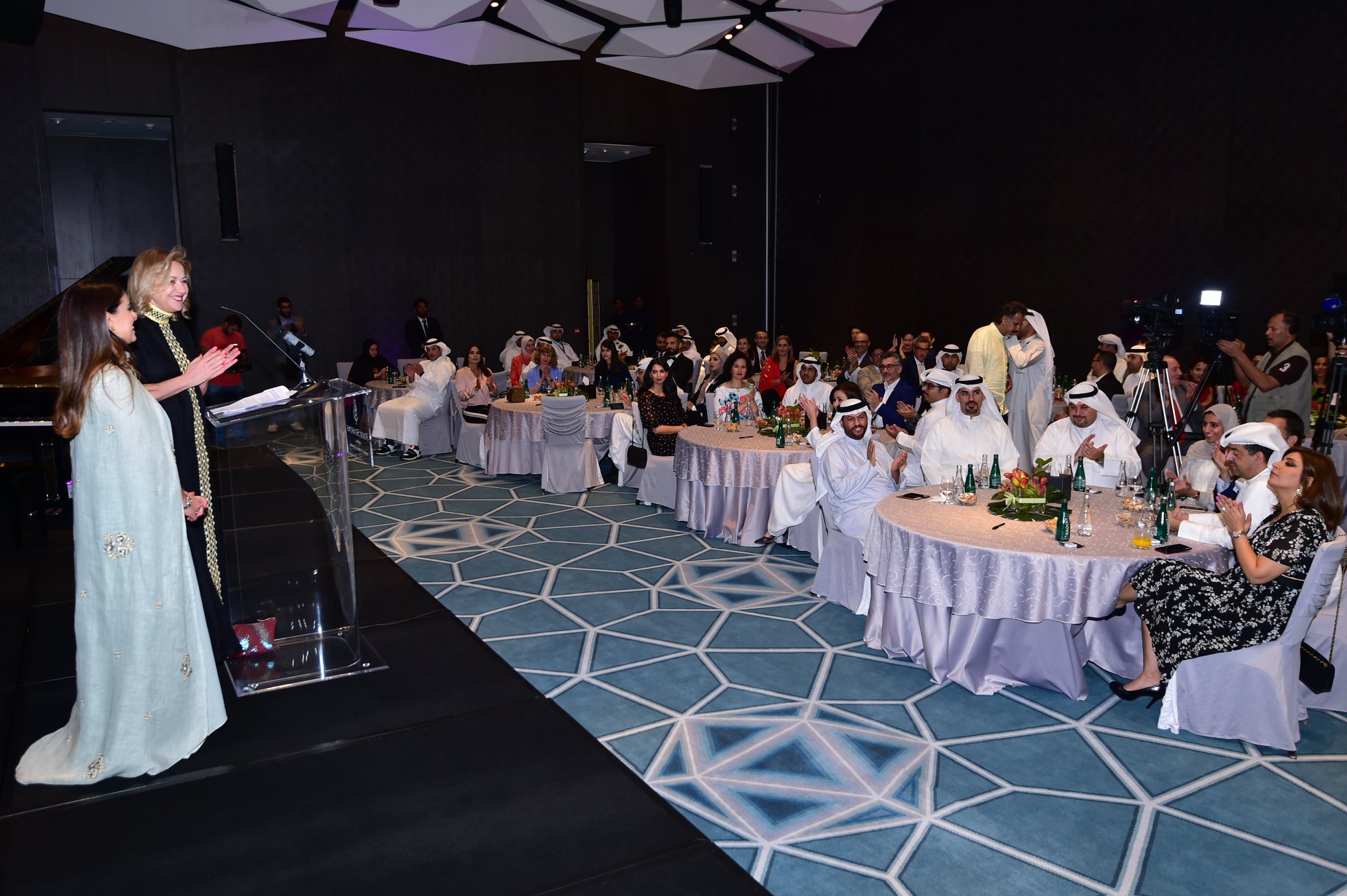 Starting the Gala Dinner at Four Seasons Hotel in Kuwait and celebrating the 63 Inspiring People portrayed in Those Who Inspire Kuwait ©Those Who Inspire